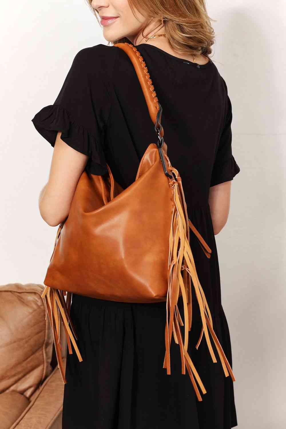Boho-Chic Bohemian-Schultertasche aus Leder mit Fransen-Detail